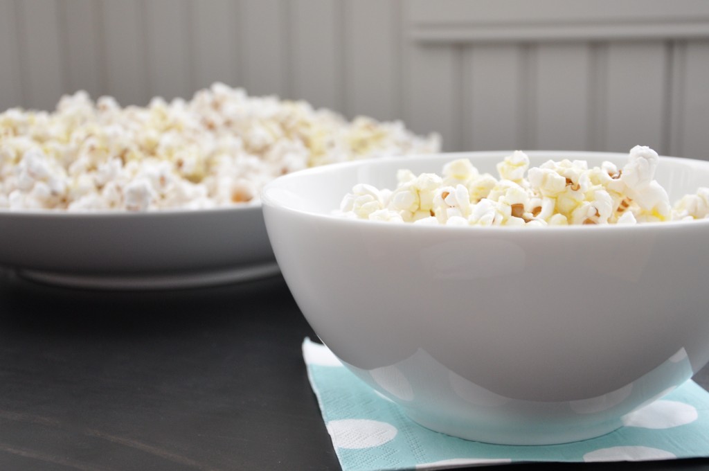 popcorn_with_extra_virgin_olive_oil_and_kosher_salt