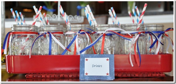 Mason Jar Glasses- Close-up