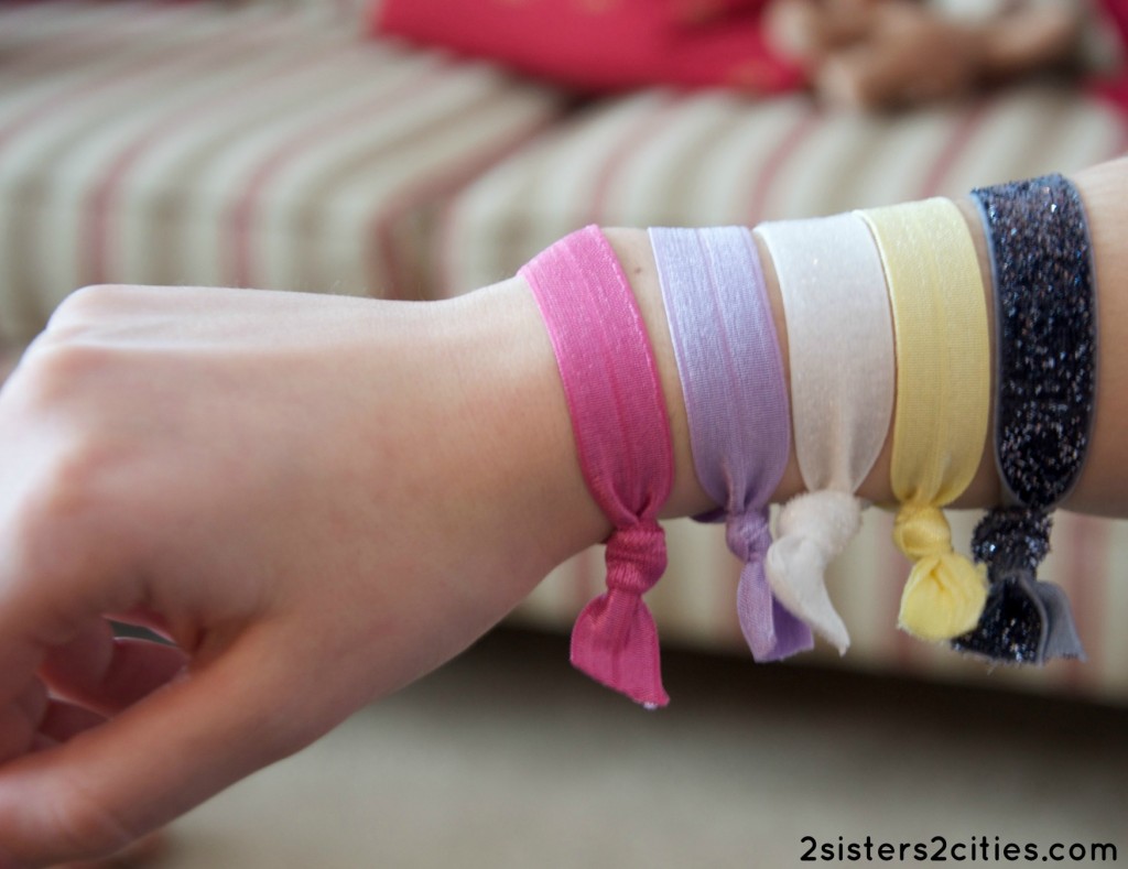 diy hair bands on wrist