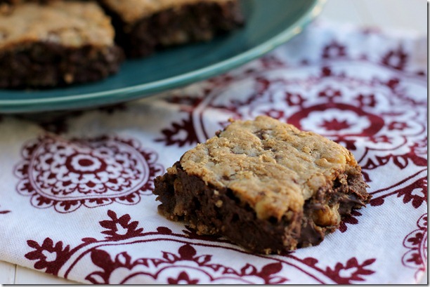 Chocolate Chip Blondies {from 2 Sisters 2 Cities}