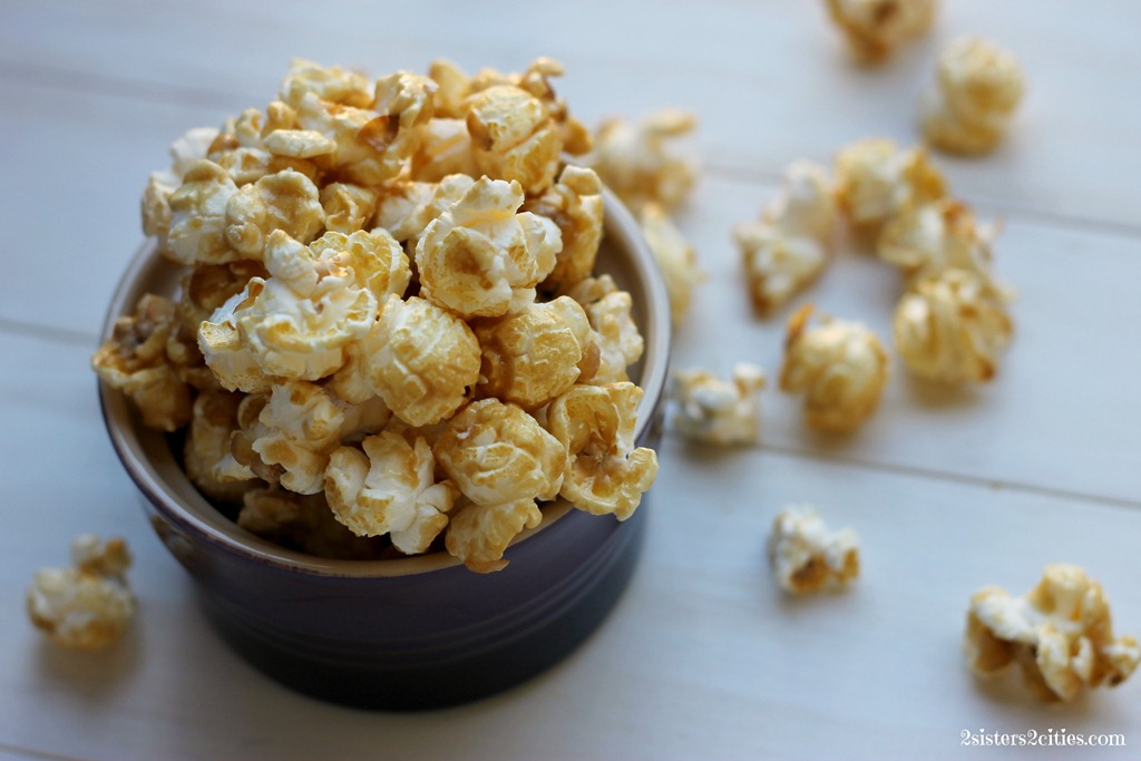 Caramel Corn {from 2 Sisters 2 Cities}