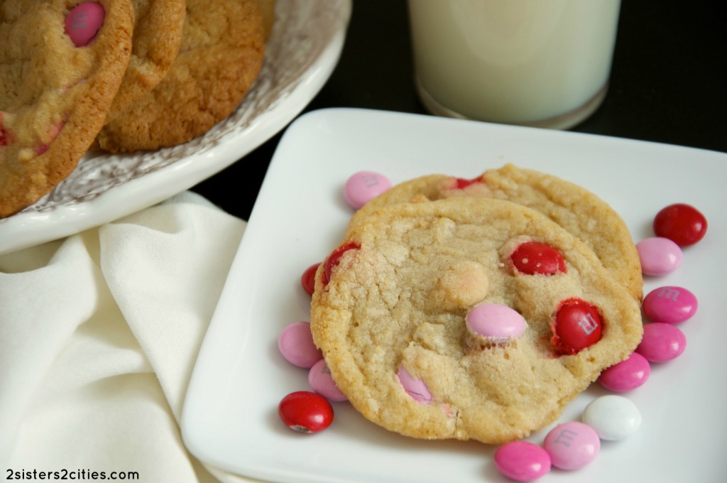 Valentine's Day M&M Cookies {from 2 Sisters 2 Cities}