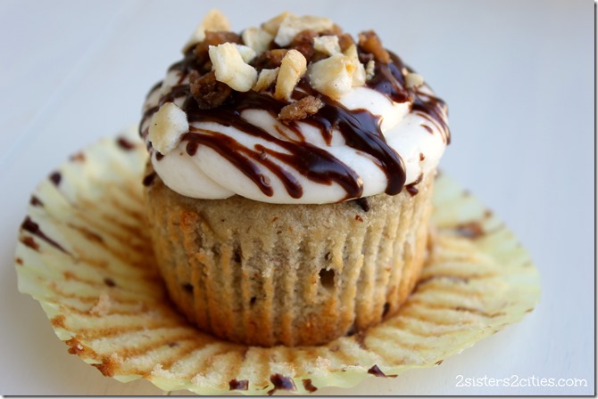 Chunky Monkey Cupcakes {from 2 Sisters 2 Cities}