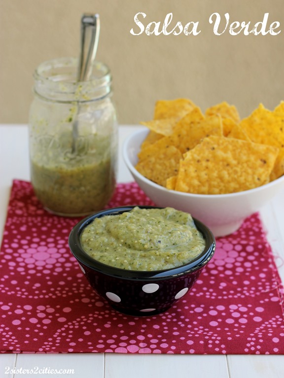 Salsa-Verde-with-Chips.jpg