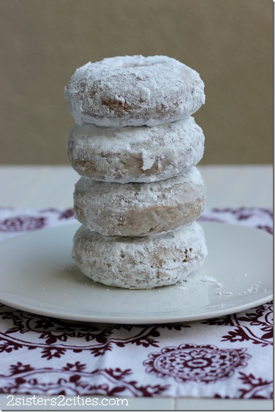 Baked Doughnuts with Powdered Sugar(from 2 Sisters 2 Cities)